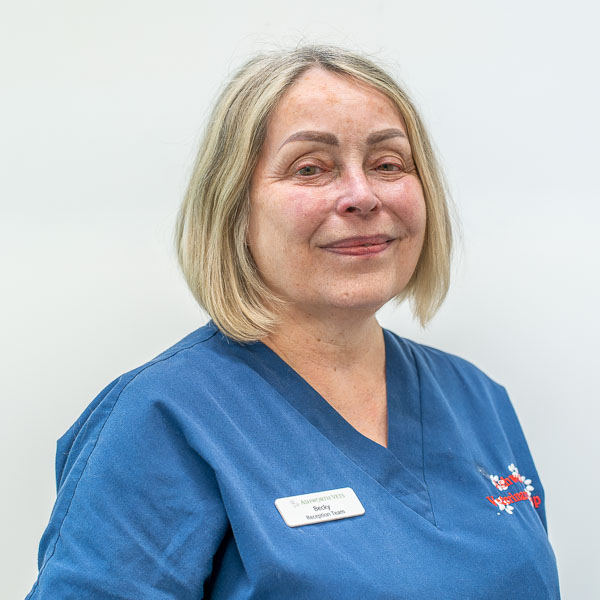 Rebecca Senior - Ashworth Veterinary Group - Portraits (Web) 2026-06